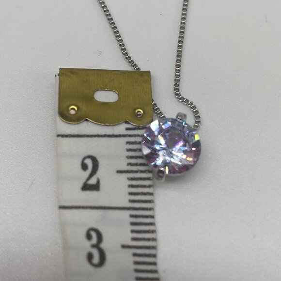 Fashion Jewelry Round Women’s Necklace 18in - Picture 3 of 7